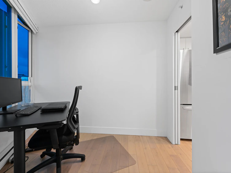 2101-1033 Marinaside Crescent, Vancouver, BC, V6Z 3A3 - 10