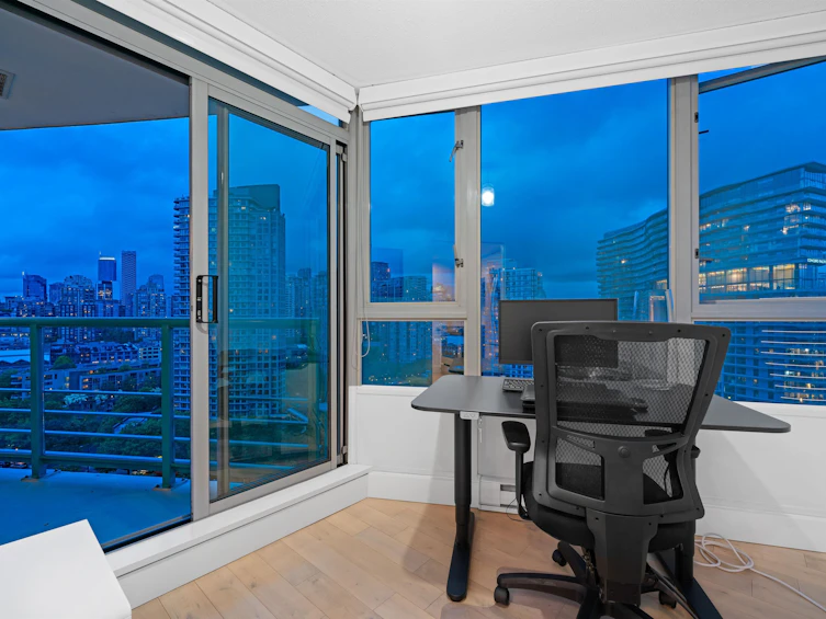 2101-1033 Marinaside Crescent, Vancouver, BC, V6Z 3A3 - 11