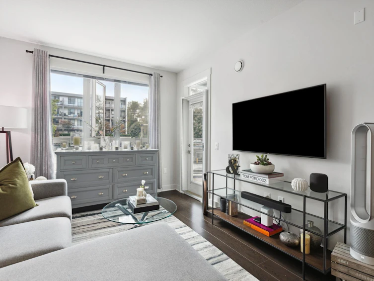 216-733 W 14th Street, North Vancouver, BC, V7M 0C6 - 17