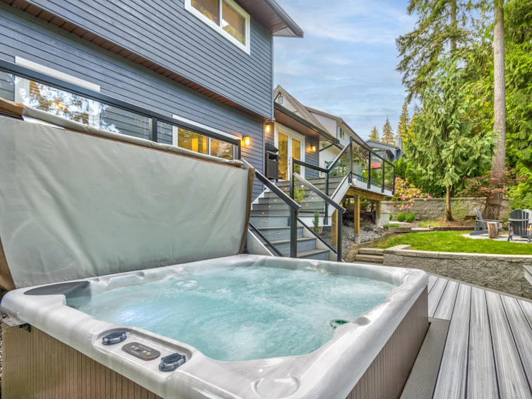 1331 Charter Hill Drive, Coquitlam, BC, V3E 1P1 - 36