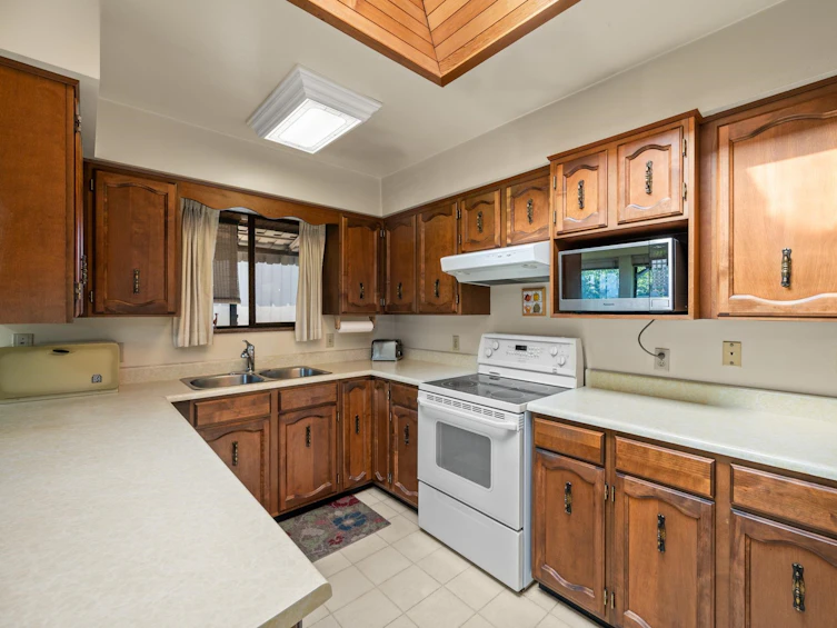 7864 Welsley Drive, Burnaby, BC, V5E 3X5 - 11