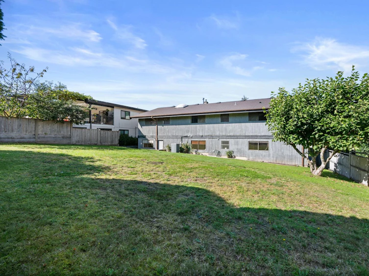7864 Welsley Drive, Burnaby, BC, V5E 3X5 - 37
