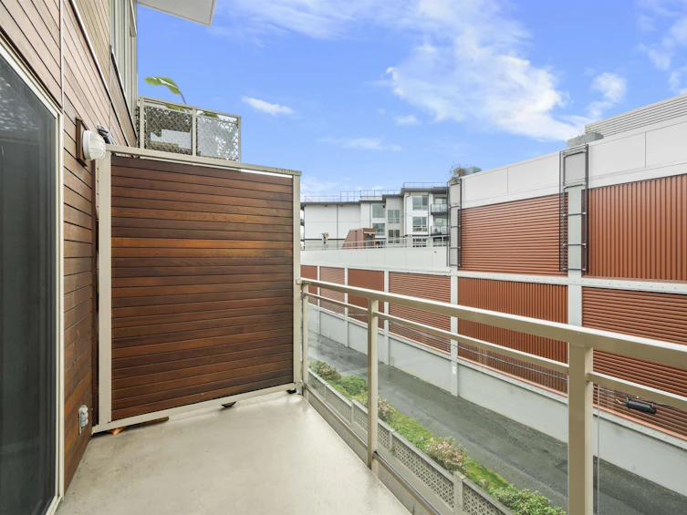 302-1033 St. Georges Avenue, North Vancouver, BC, V7L 3H5 - 20