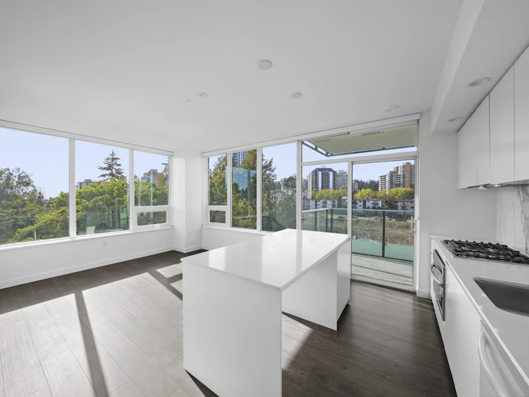 407-6463 Silver Avenue, Burnaby, BC, V5H 0K4 - 2