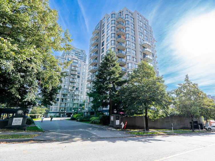 207-838 Agnes Street, New Westminster, BC, V3M 6R3 - 28