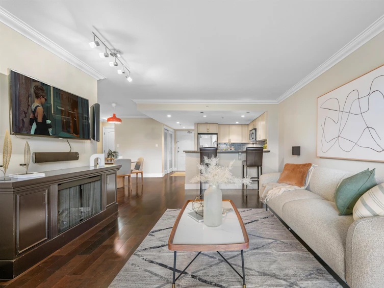 404-2665 W Broadway Street, Vancouver, BC, V6K 2G2 - 3