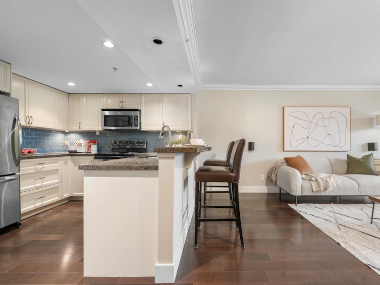 404-2665 W Broadway Street, Vancouver, BC, V6K 2G2 - 9