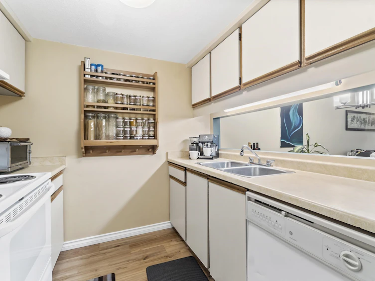 5-365 Ginger Drive, New Westminster, BC, V3L 5L5 - 12