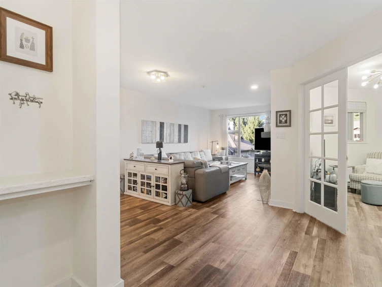308-15 Smokey Smith Place, New Westminster, BC, V3L 5V7 - 6