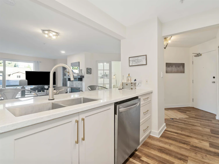 308-15 Smokey Smith Place, New Westminster, BC, V3L 5V7 - 15
