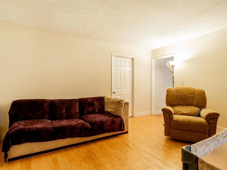 14335 Gladstone Drive, Surrey, BC, V3R 6W6 - 10