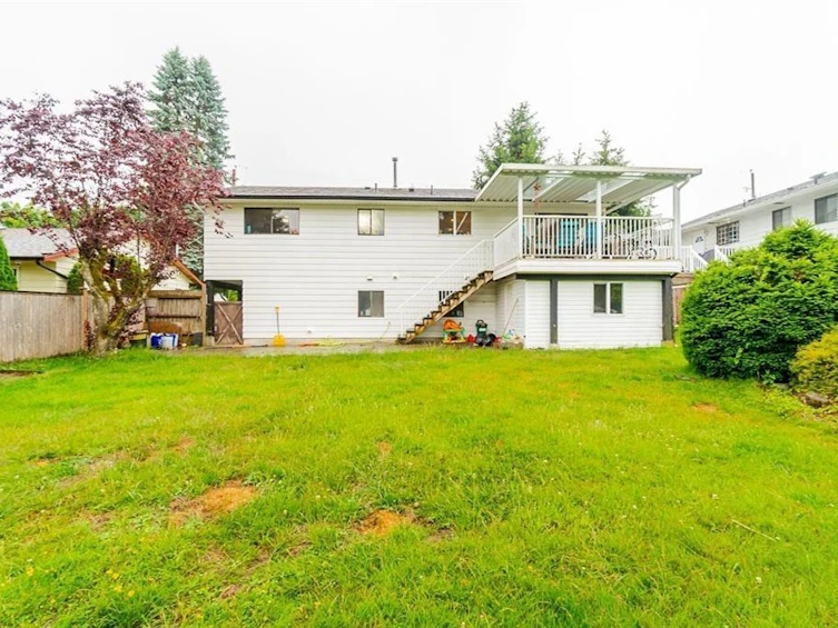 14335 Gladstone Drive, Surrey, BC, V3R 6W6 - 30