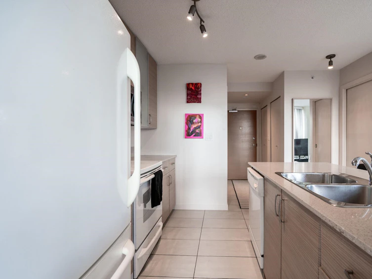 1905-977 Mainland Street, Vancouver, BC, V6B 1T2 - 13