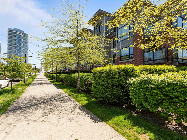 430-7088 14th Avenue, Burnaby, BC, V3N 0E7 - 21