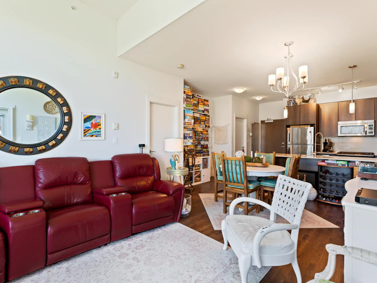 430-7088 14th Avenue, Burnaby, BC, V3N 0E7 - 5