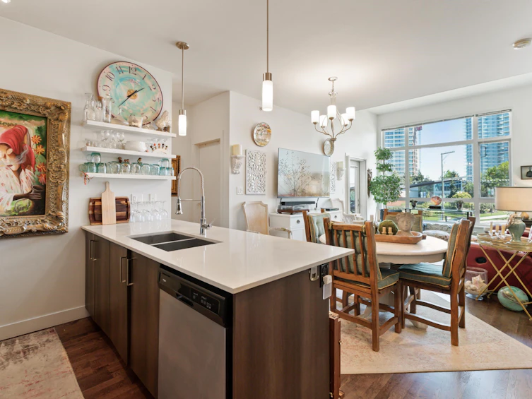 430-7088 14th Avenue, Burnaby, BC, V3N 0E7 - 8
