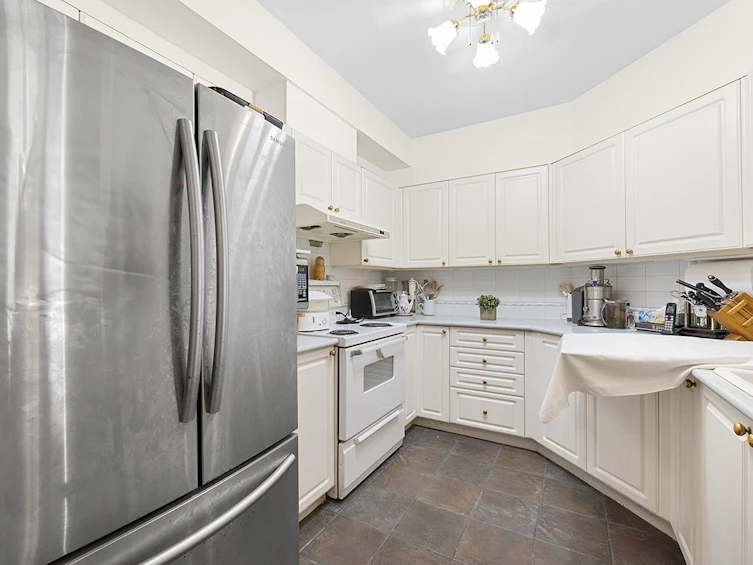 203-8380 Jones Road, Richmond, BC, V6Y 1L6 - 8