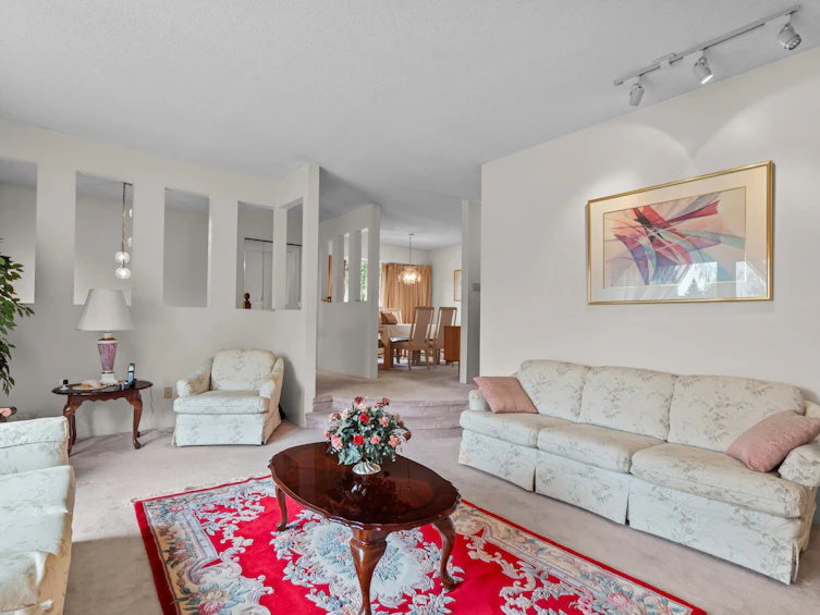 4221 Barker Avenue, Burnaby, BC, V5G 3C3 - 3