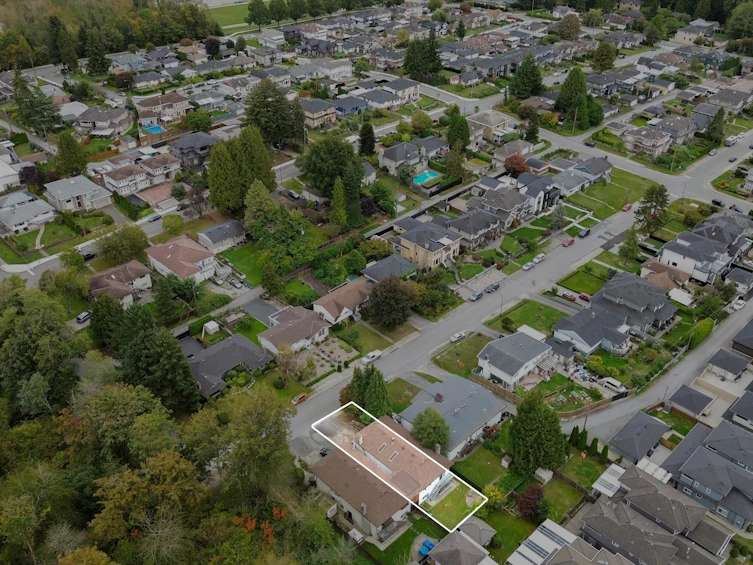 4221 Barker Avenue, Burnaby, BC, V5G 3C3 - 28