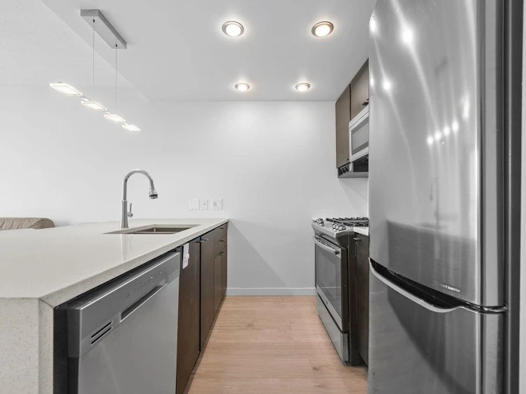 2311-939 Expo Boulevard, Vancouver, BC, V6Z 3G7 - 2