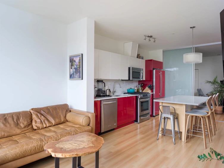 309-2250 Commercial Drive, Vancouver, BC, V5N 5P9 - 3