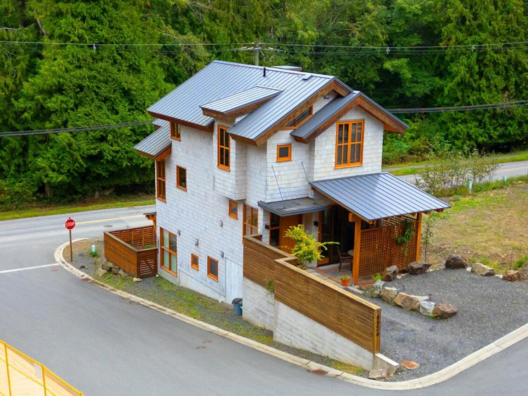 1092 Foxglove Lane, Bowen Island, BC, V0N 1G1 - 29
