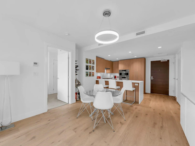 302-2707 Library Lane, North Vancouver, BC, V7J 0C6 - 12