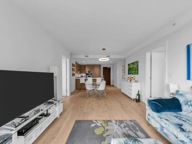 302-2707 Library Lane, North Vancouver, BC, V7J 0C6 - 14