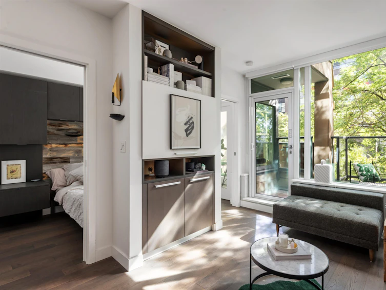 208-288 West 1st Avenue, Vancouver, BC, V5Y 0E9 - 2