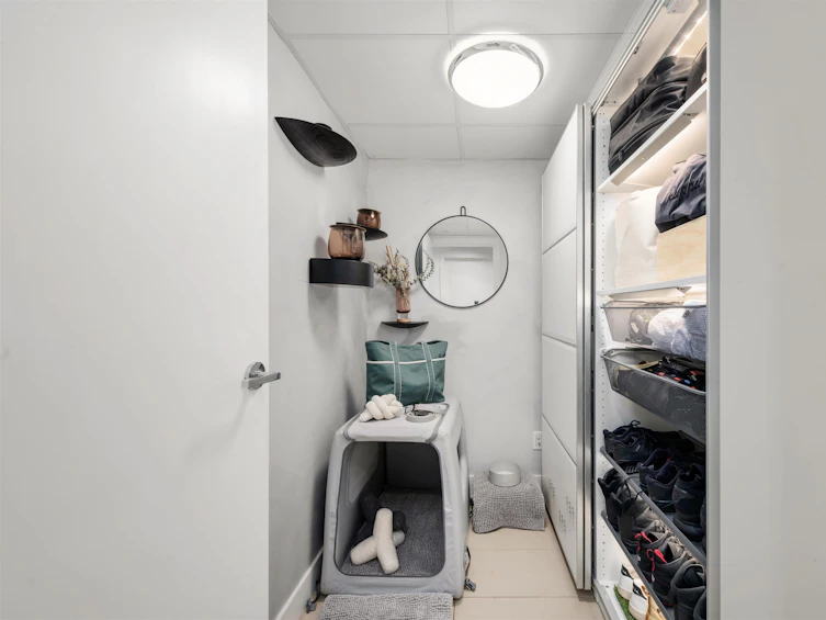 208-288 West 1st Avenue, Vancouver, BC, V5Y 0E9 - 23