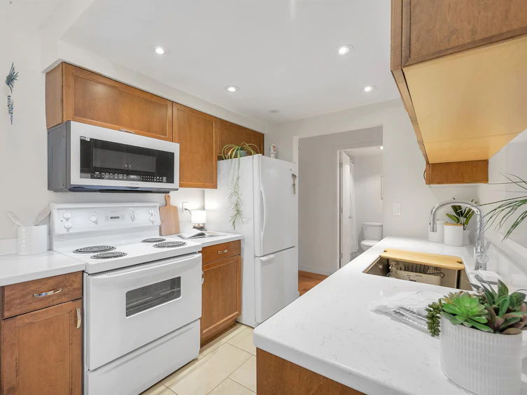 101-444 E 6th Avenue, Vancouver, BC, V5T 1K6 - 5