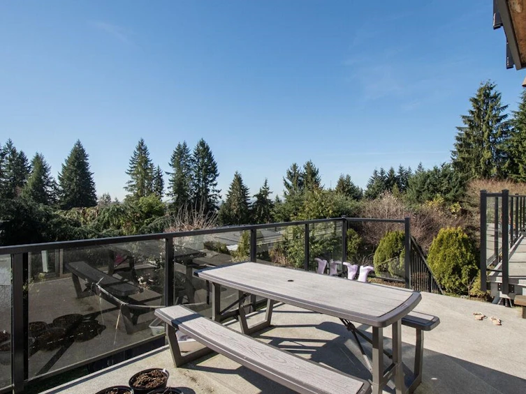 2035 Hill Drive, North Vancouver, BC, V7H 2N1 - 12
