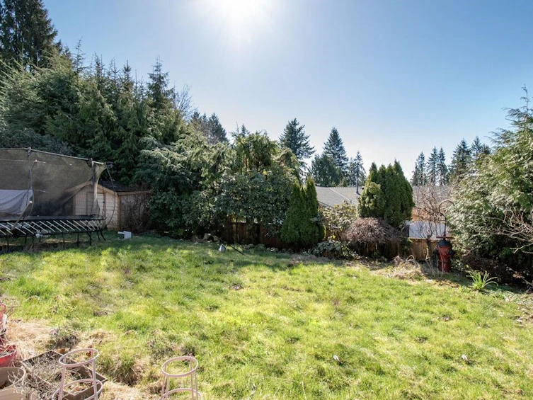 2035 Hill Drive, North Vancouver, BC, V7H 2N1 - 29