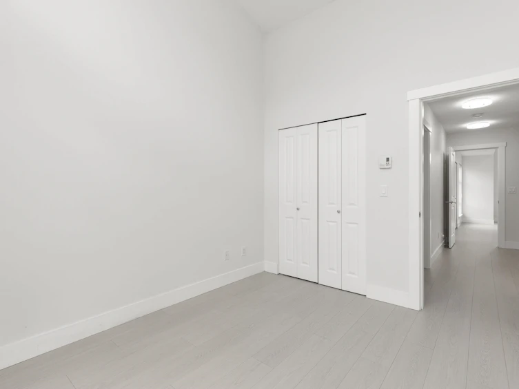 211-9987 East Barnston, Surrey, BC, V4N 6N3 - 22