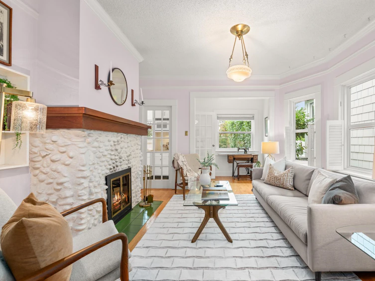 835 East 31st Avenue, Vancouver, BC, V5V 2X2 - 9