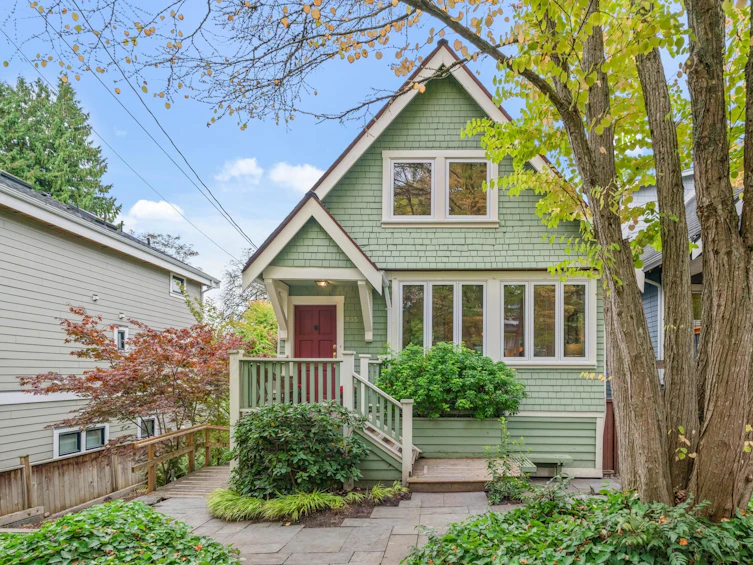 835 East 31st Avenue, Vancouver, BC, V5V 2X2 - 37