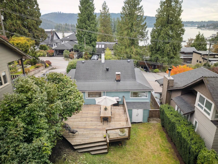 4652 Strathcona Road, North Vancouver, BC, V7G 1G3 - 18