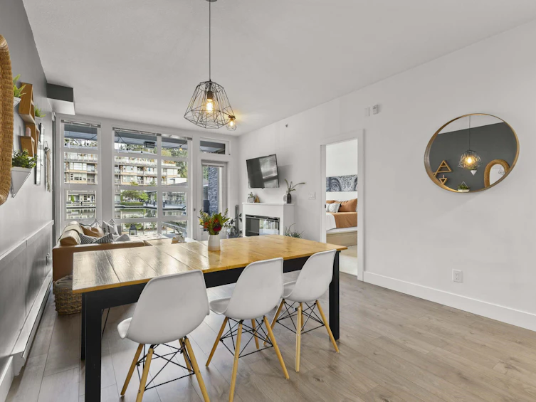 105-3602 Aldercrest Road, North Vancouver, BC, V7G 0A2 - 3