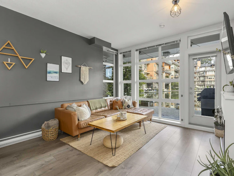105-3602 Aldercrest Road, North Vancouver, BC, V7G 0A2 - 5