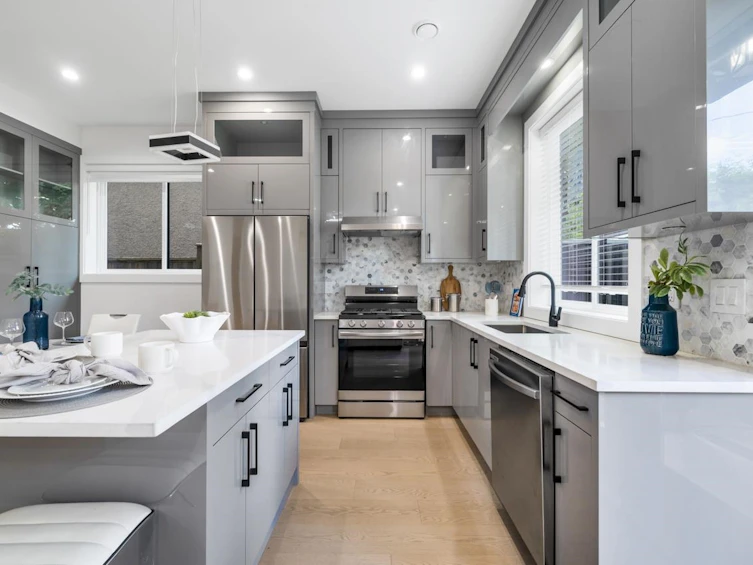 2831 Mcgill Street, Vancouver, BC, V5K 1H7 - 10