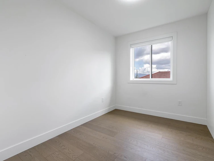 2831 Mcgill Street, Vancouver, BC, V5K 1H7 - 20