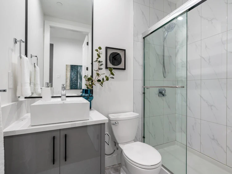 2831 Mcgill Street, Vancouver, BC, V5K 1H7 - 26