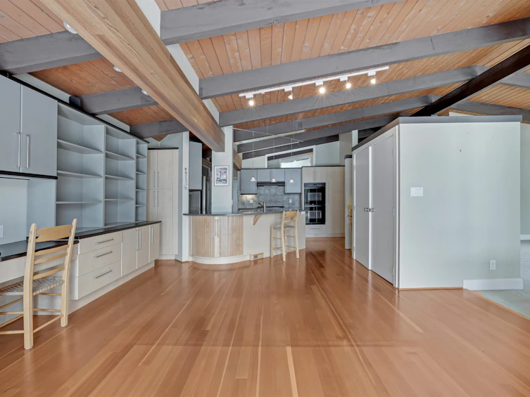 4675 Strathcona Road, North Vancouver, BC, V7G 1G7 - 11