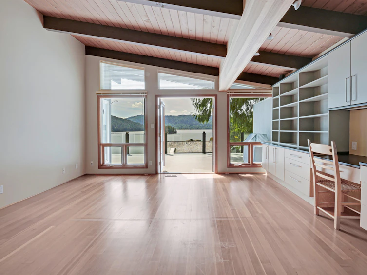 4675 Strathcona Road, North Vancouver, BC, V7G 1G7 - 13
