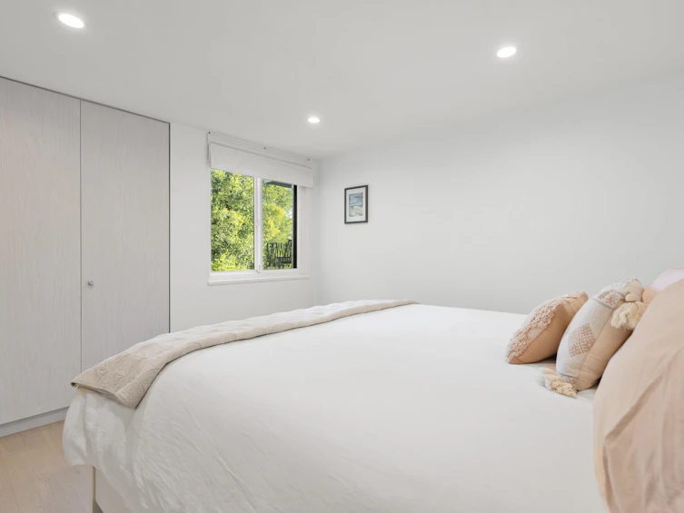 201-2458 York Avenue, Vancouver, BC, V6K 1E1 - 21