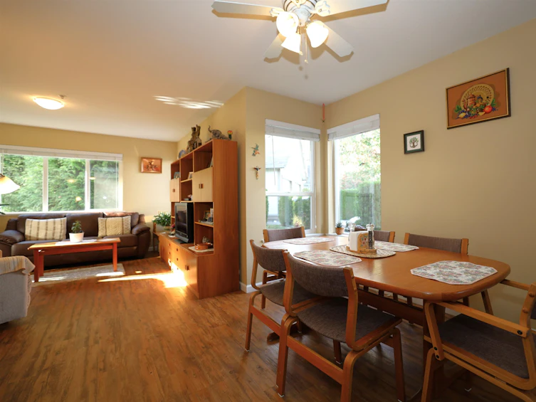 28-735 Park Road, Gibsons, BC, V0N 1V7 - 3