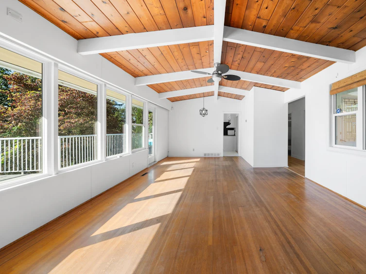 32870 2nd Avenue, Mission, BC, V2V 1J2 - 2