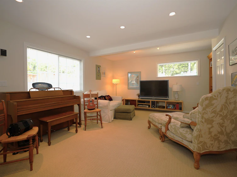 6171 Baillie Road, Sechelt, BC, V7Z 0M2 - 13