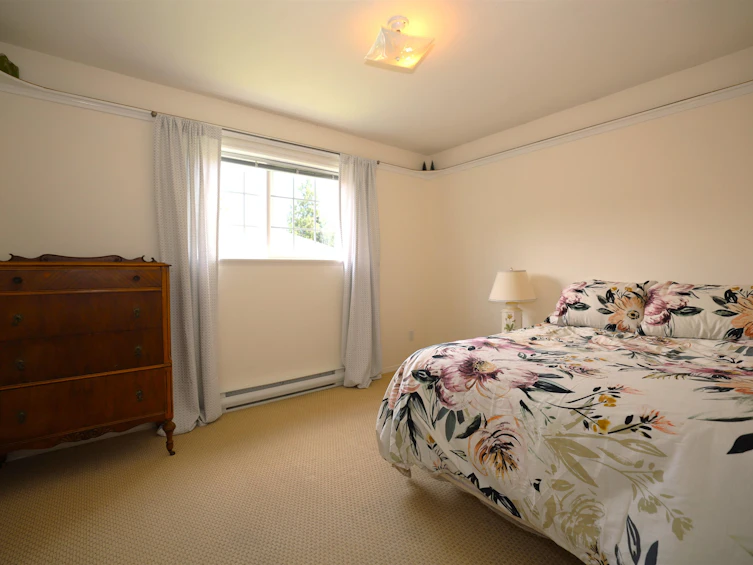 6171 Baillie Road, Sechelt, BC, V7Z 0M2 - 33