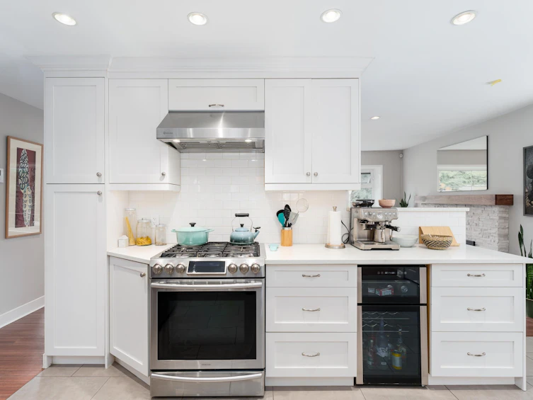 1355 Tatlow Avenue, North Vancouver, BC, V7P 2Z5 - 3